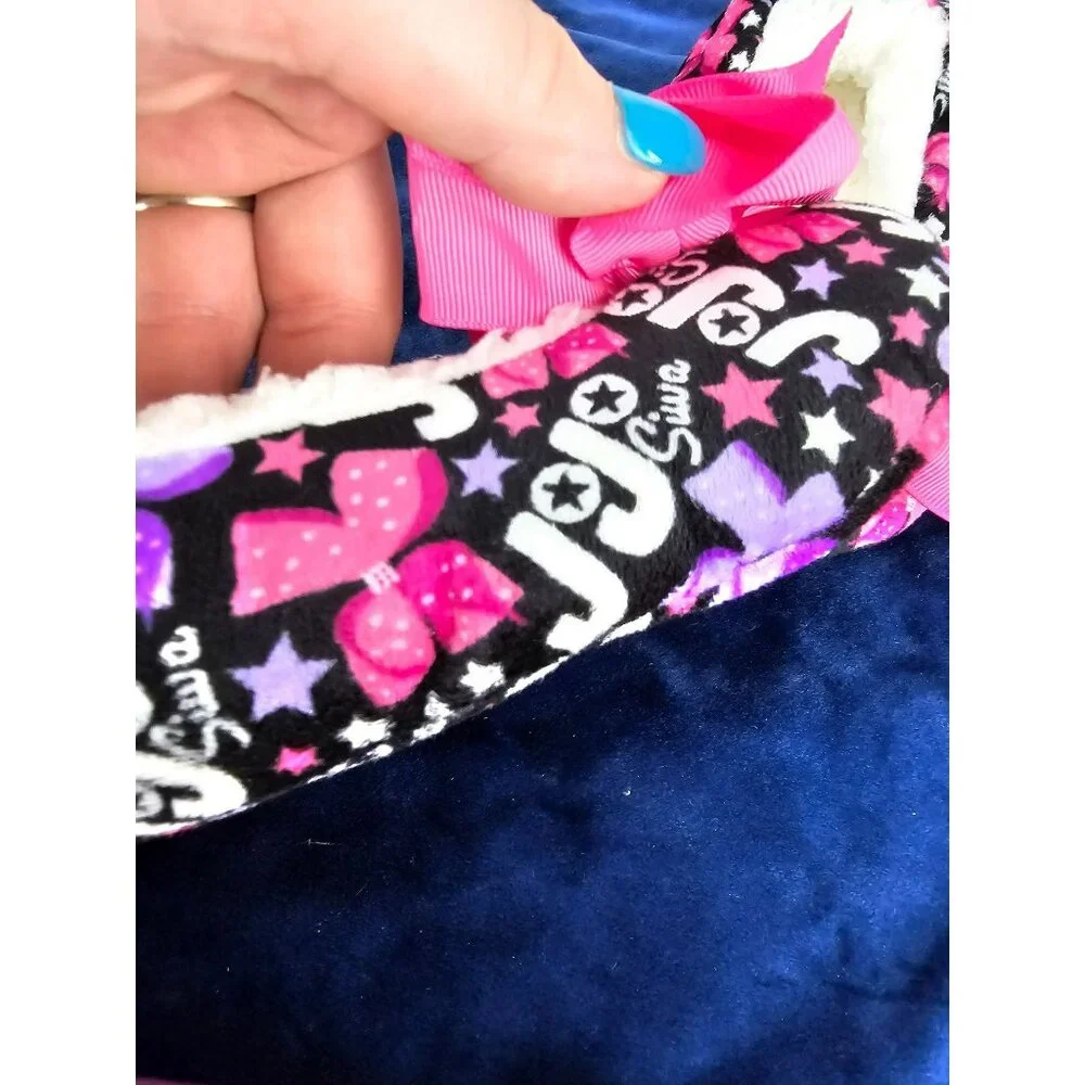 JoJo Siwa Girls Fuzzy‎ Slipper Socks Size 9/10 toddler
